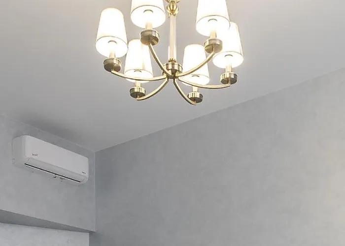 アパート Golden Violin ! T