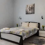 Golden Violin ! T Apartman *