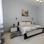 Golden Violin ! T Apartman