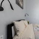 Golden Violin ! T Apartman