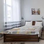 Golden Violin ! T Apartman *