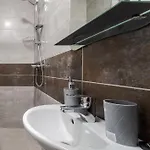 Golden Violin ! T Apartman *